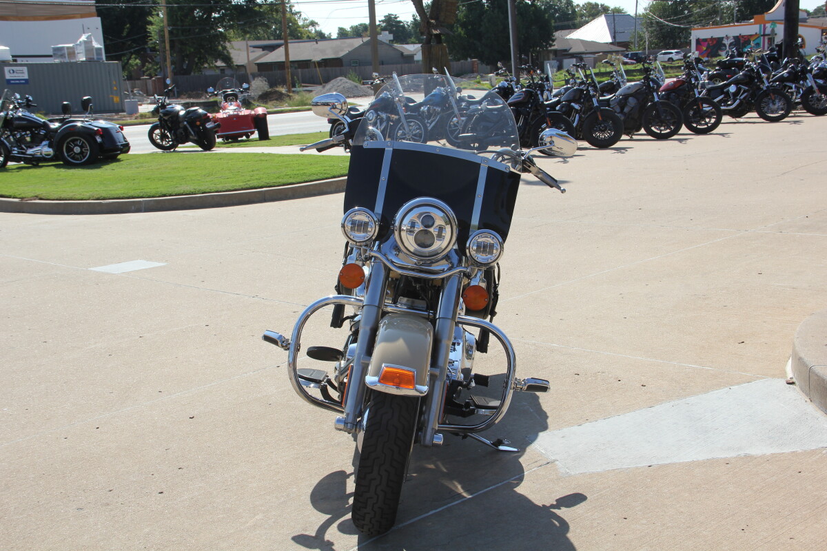 2014 Harley-Davidson Heritage Softail Classic Sand Pearl/Canyon Brown Pearl - Photo 8