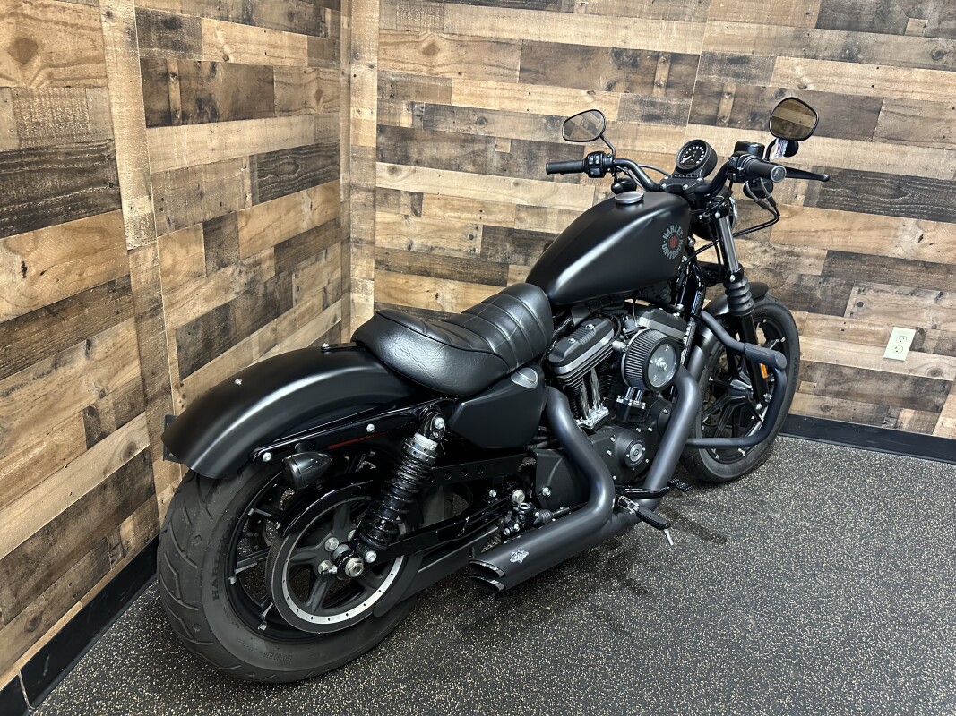 2021 Harley-Davidson Iron 883 Black Denim XL883N - Photo 2