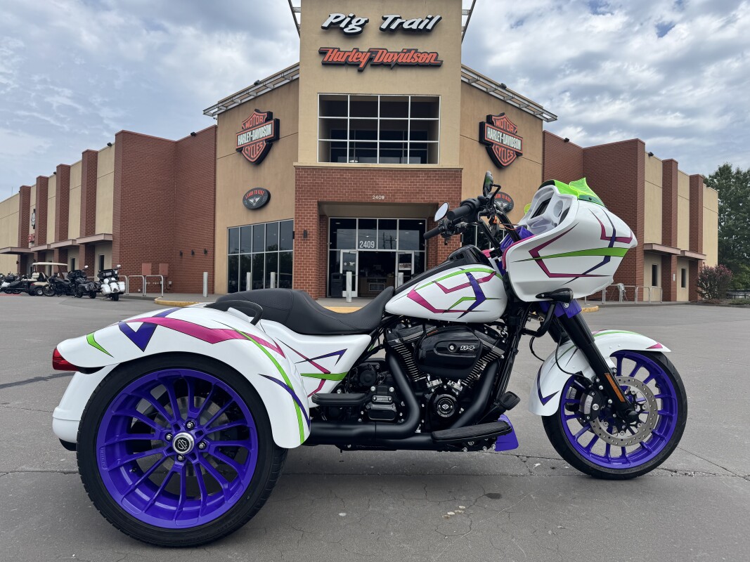 2025 Harley-Davidson Road Glide 3 FLTRT MTV 80’S THROWBACK PAINT