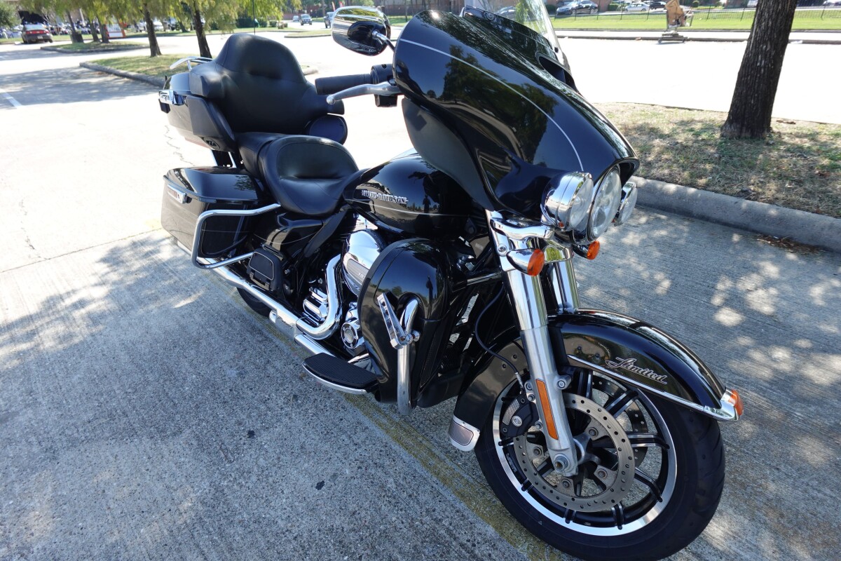 2015 Harley-Davidson Ultra Limited FLHTK - Photo 2