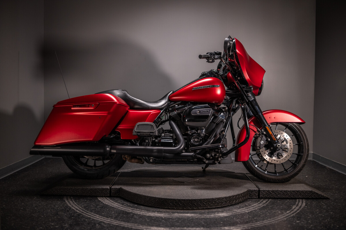 2019 Street Glide Special (FLHXS) - Photo 8