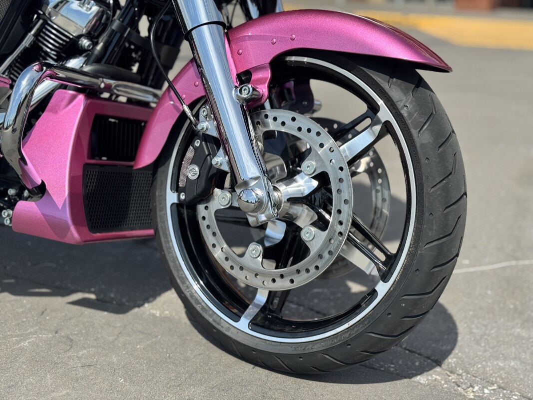 2025 Harley-Davidson Road Glide FLTRX Sassy Pink Wiseguys 1of1 - Photo 10
