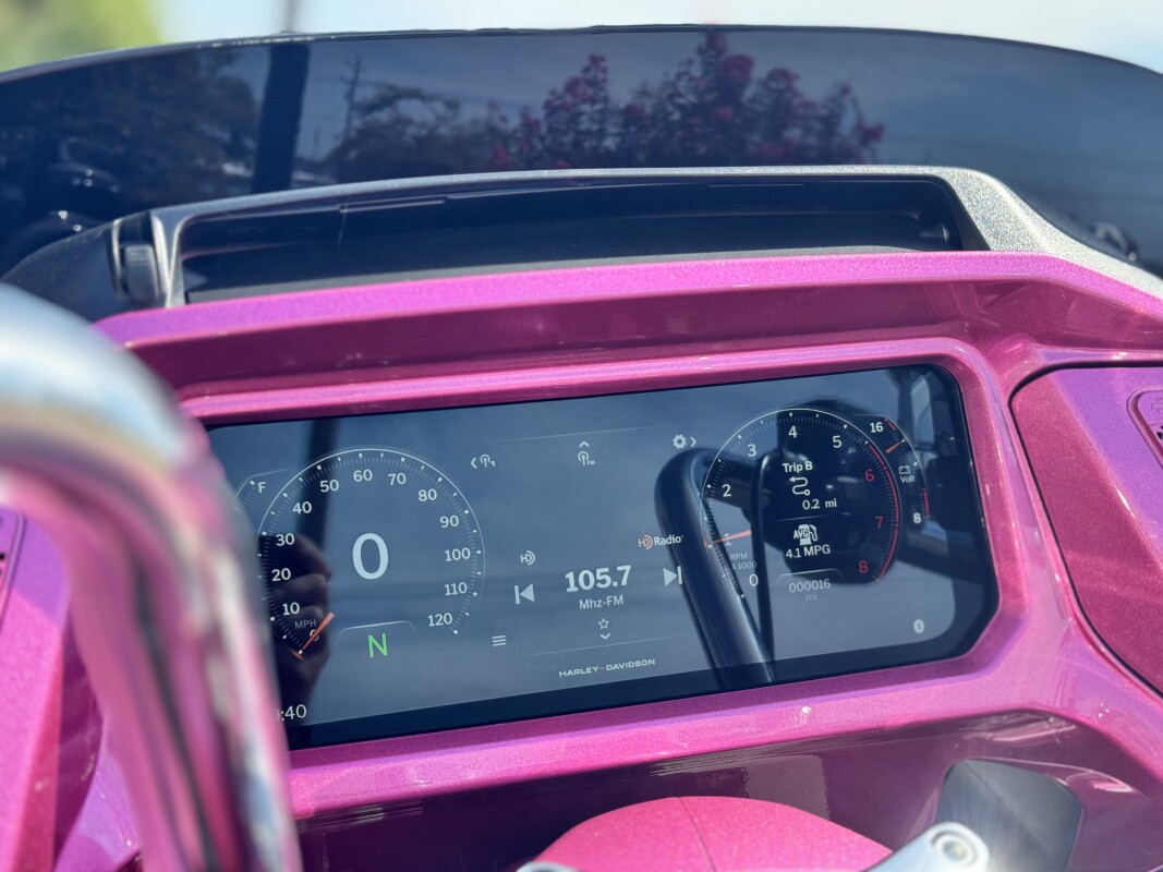 2025 Harley-Davidson Road Glide FLTRX Sassy Pink Wiseguys 1of1 - Photo 9