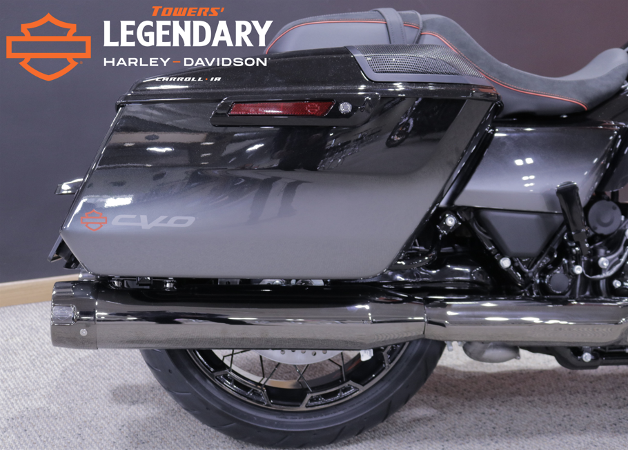 FLTRXSE 2025 CVO Road Glide - Photo 5