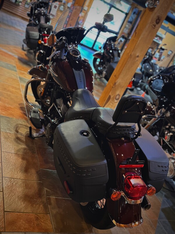 2018 Harley-Davidson Heritage Classic 114 Twisted Cherry - Photo 5