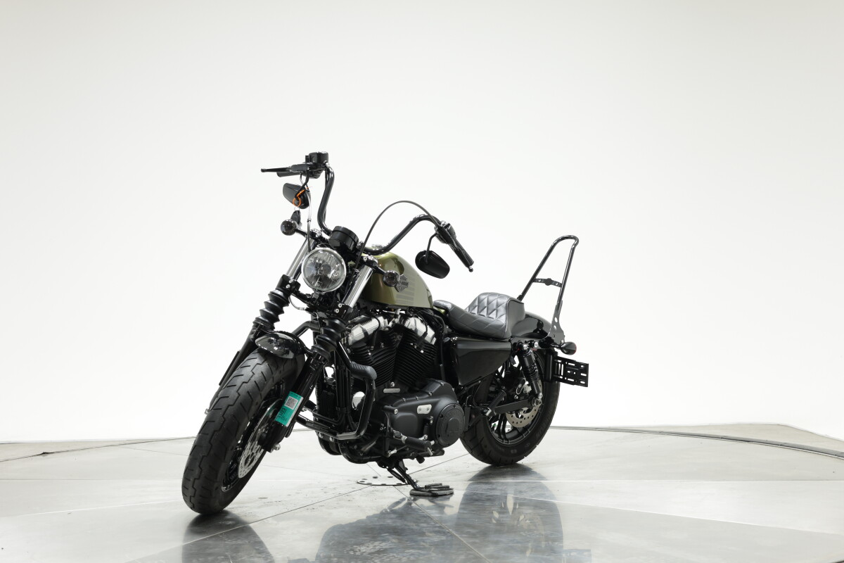 2016 HARLEY-DAVIDSON XL1200X FORTY-EIGHT in Olive Gold Pearl with 3962 miles - Photo 8
