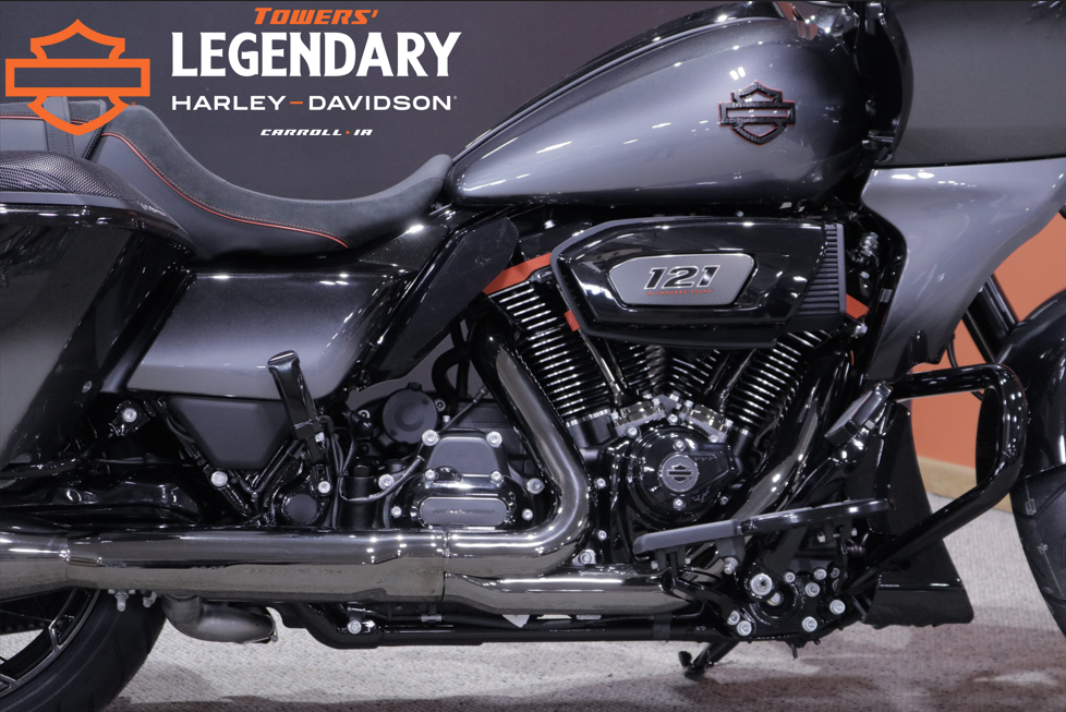 FLTRXSE 2025 CVO Road Glide - Photo 2