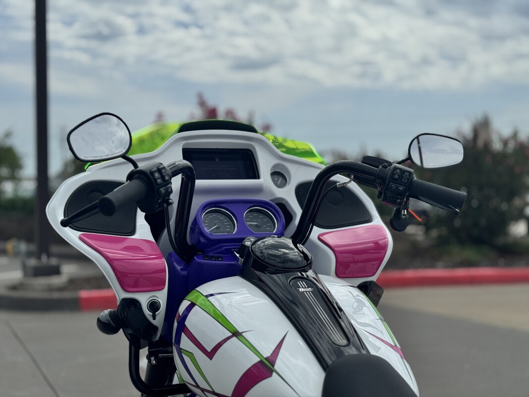 2025 Harley-Davidson Road Glide 3 FLTRT MTV 80’S THROWBACK PAINT - Photo 7