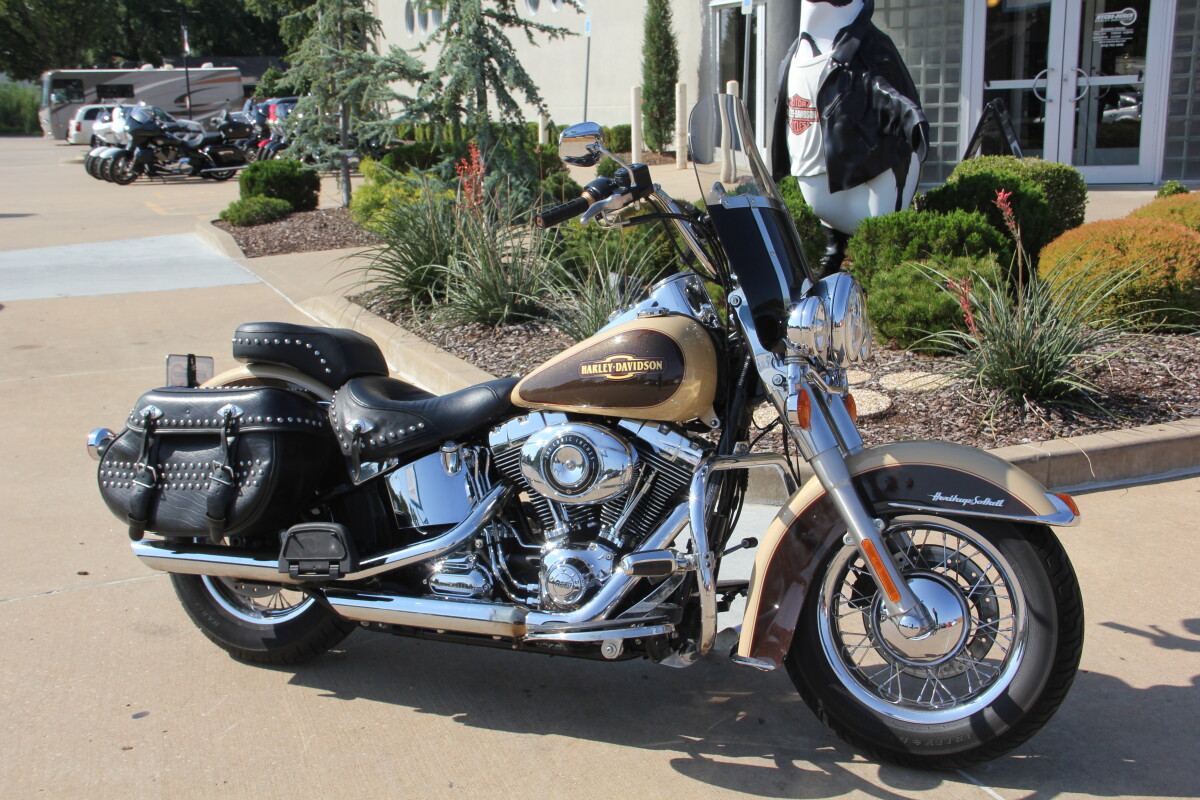 2014 Harley-Davidson Heritage Softail Classic Sand Pearl/Canyon Brown Pearl - Photo 4
