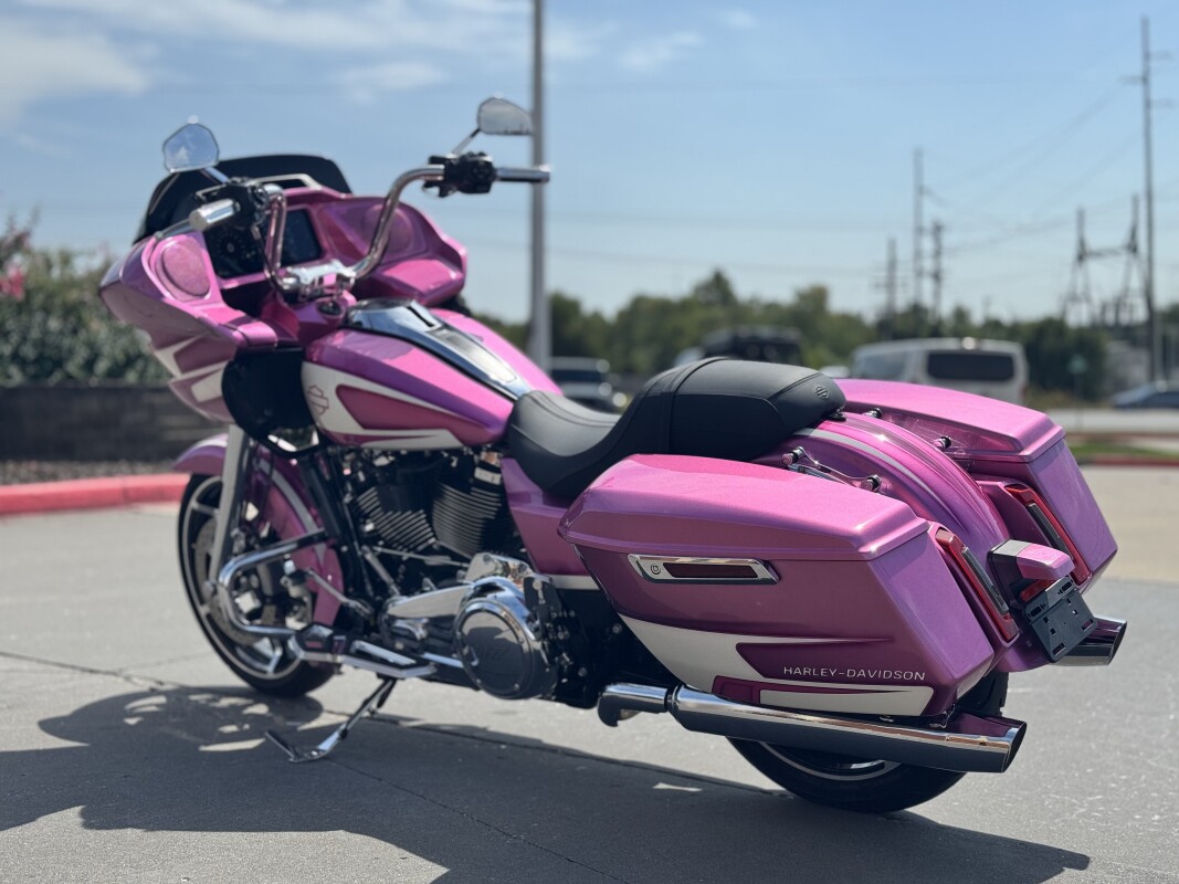 2025 Harley-Davidson Road Glide FLTRX Sassy Pink Wiseguys 1of1 - Photo 4