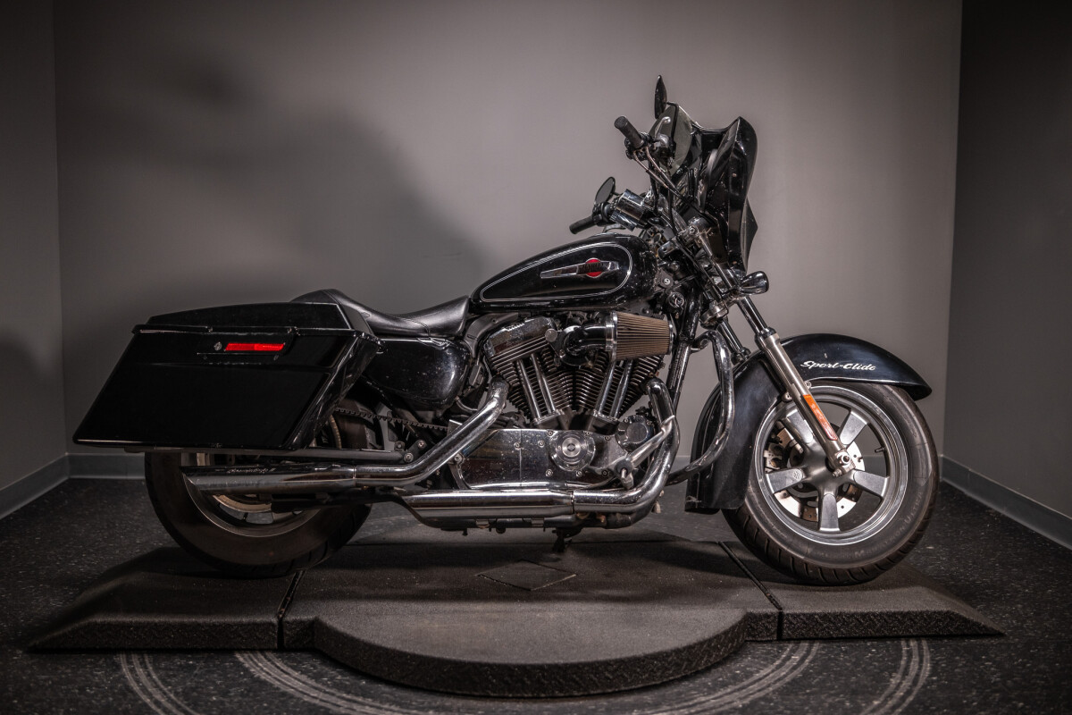2012 1200 Custom (XL1200C)