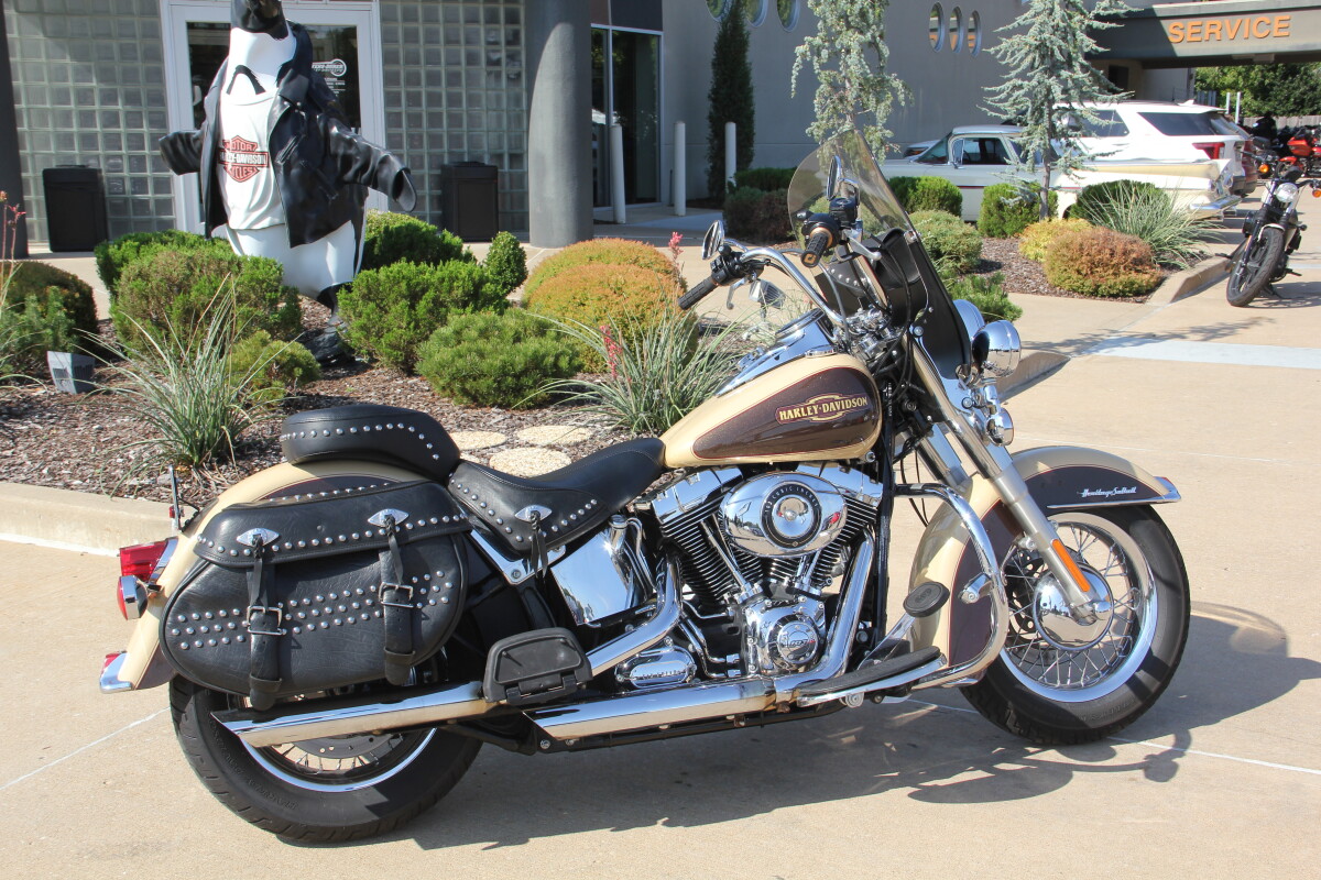 2014 Harley-Davidson Heritage Softail Classic Sand Pearl/Canyon Brown Pearl - Photo 5
