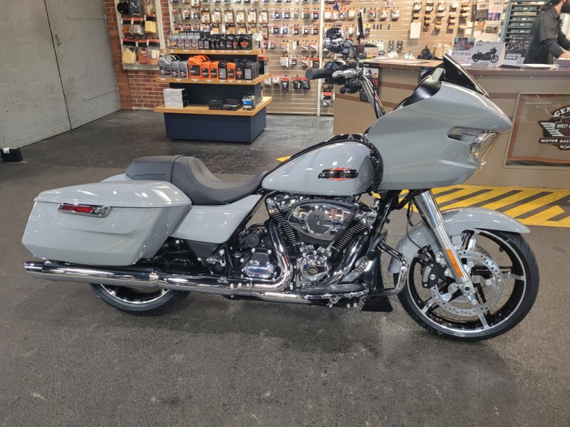 2025 Harley-Davidson® Road Glide® Billiard Gray
