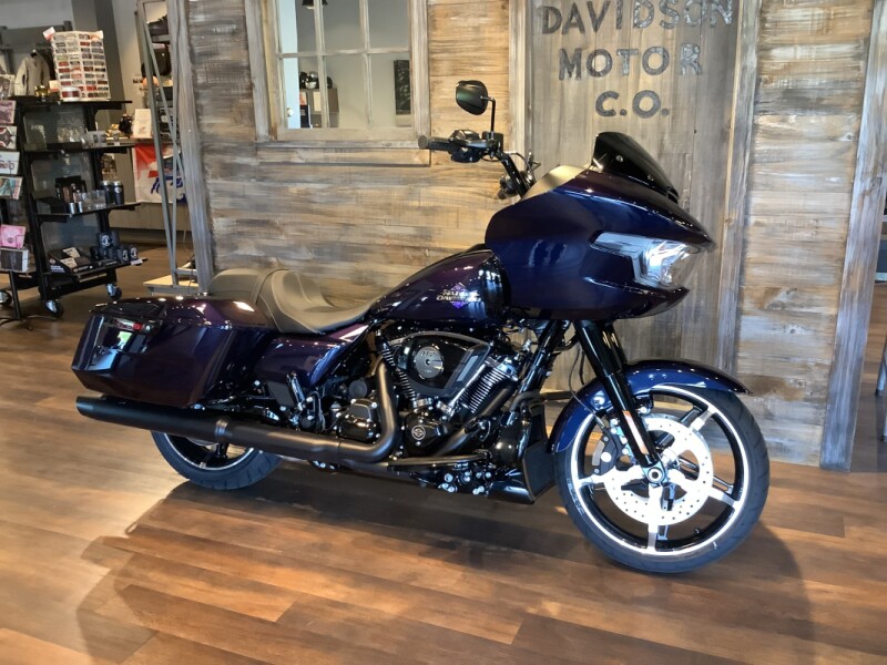 Harley-Davidson® Road Glide® 2025 FLTRX T39-25 Mystic Shift - Black Finish