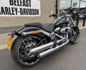2025 Ex Demo Breakout Only 640 Miles  thumb 2
