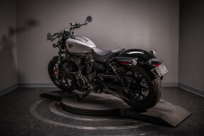 2024 Nightster™ (RH975) thumb 0