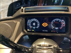 Harley-Davidson® Road Glide® 2025 FLTRX T39-25 Mystic Shift - Black Finish thumb 1