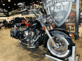 FLSTC 2014 Heritage Softail® Classic thumb 3