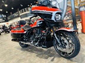 FLHXSE 2024 CVO™ Street Glide® thumb 3