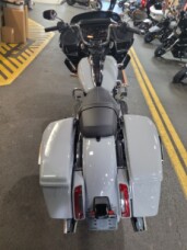 2025 Harley-Davidson® Road Glide® Billiard Gray thumb 1