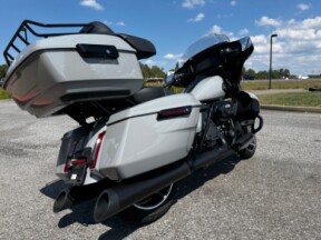 2025 Harley-Davidson® Street Glide® Ultra Billiard Gray thumb 1