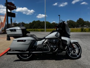 2025 Harley-Davidson® Street Glide® Ultra Billiard Gray thumb 2