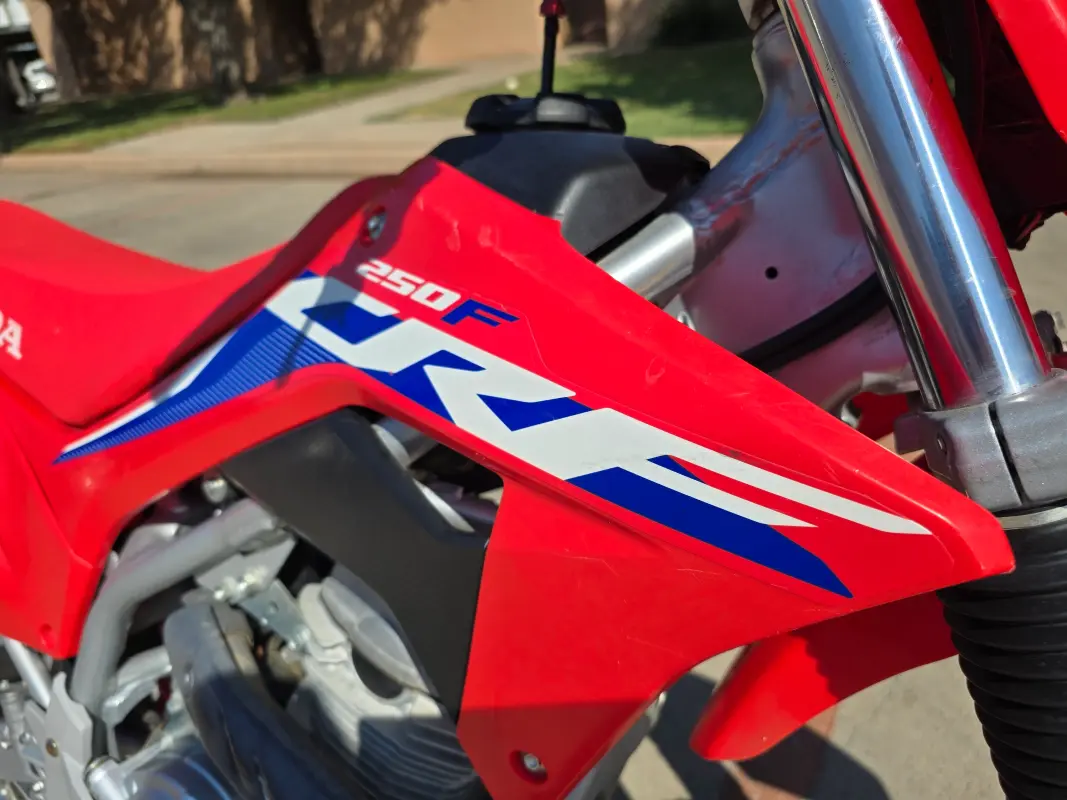 2024 Honda CRF250F - Photo 8