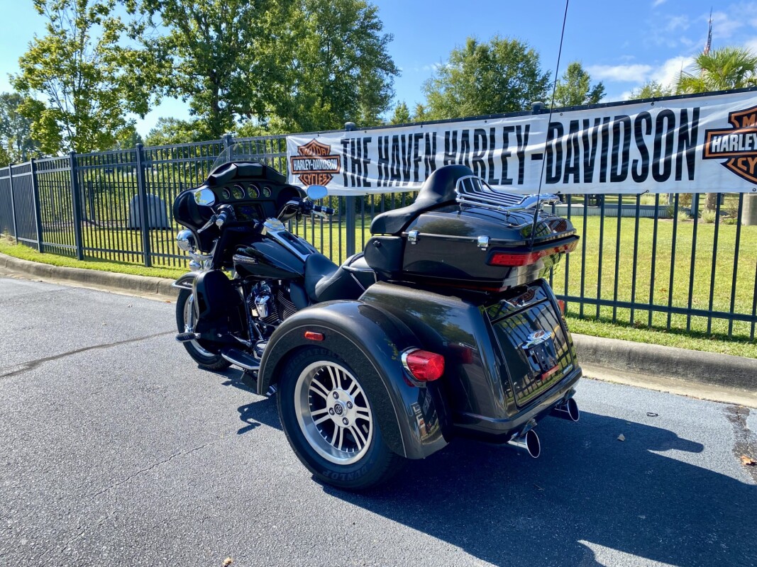 2020 Harley-Davidson Tri Glide Ultra River Rock Gray - Photo 4