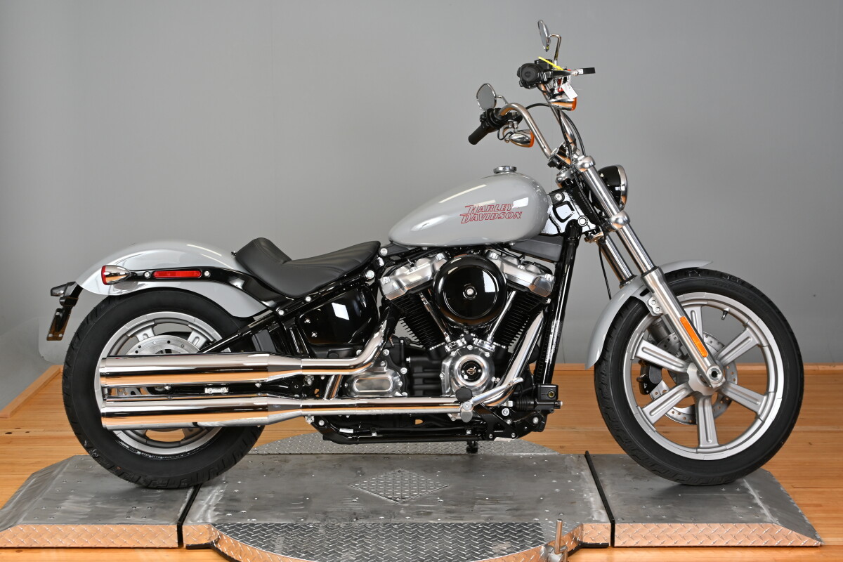 2024 Harley-Davidson Softail Standard FXST