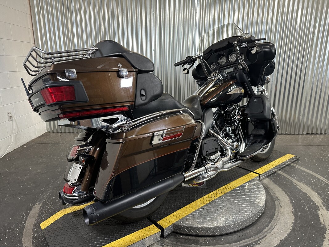 2013 Harley-Davidson Electra Glide Ultra Limited 105th Anniversary Copper Pearl & Vivid Black - Photo 8