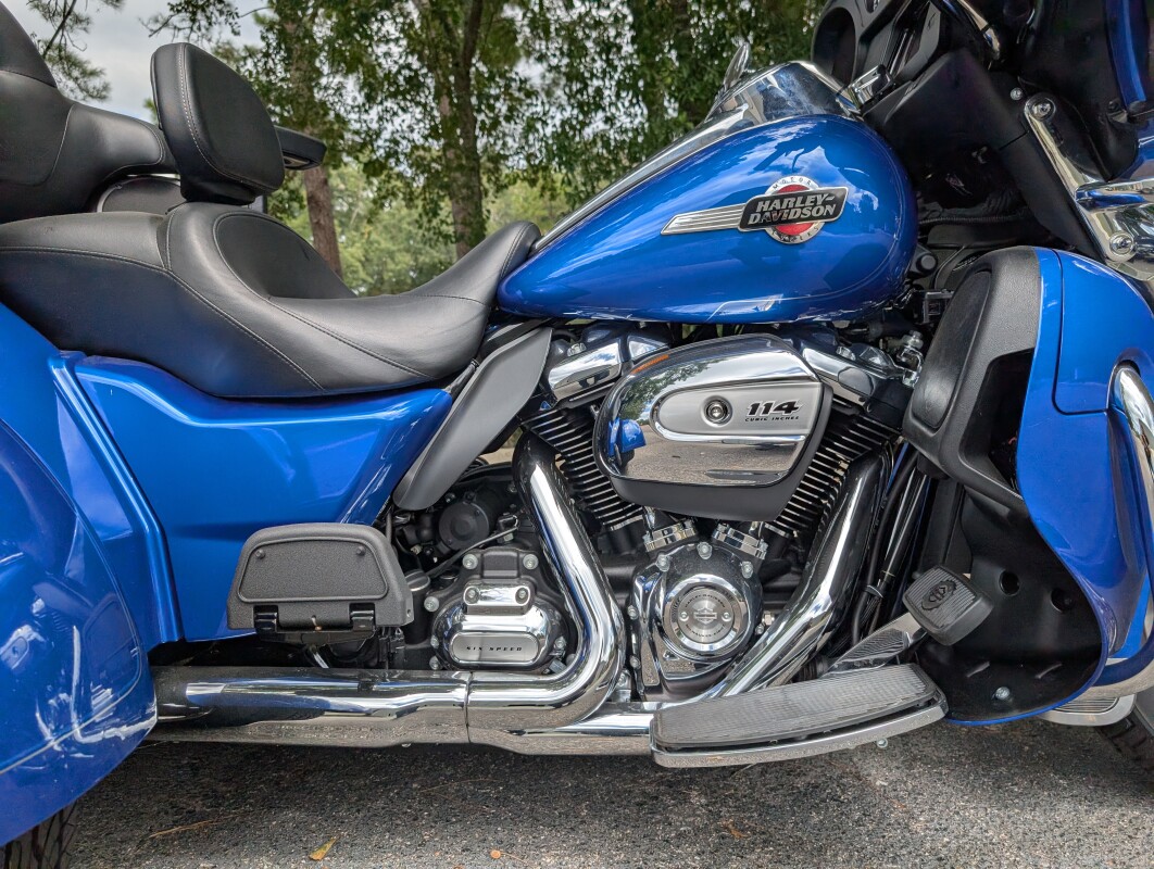 FLHTCUTG 2024 Tri Glide Ultra - Photo 7