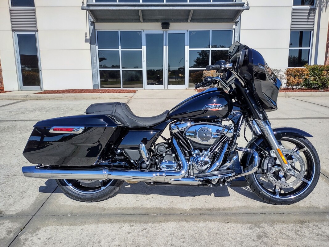 Street Glide - Photo 2