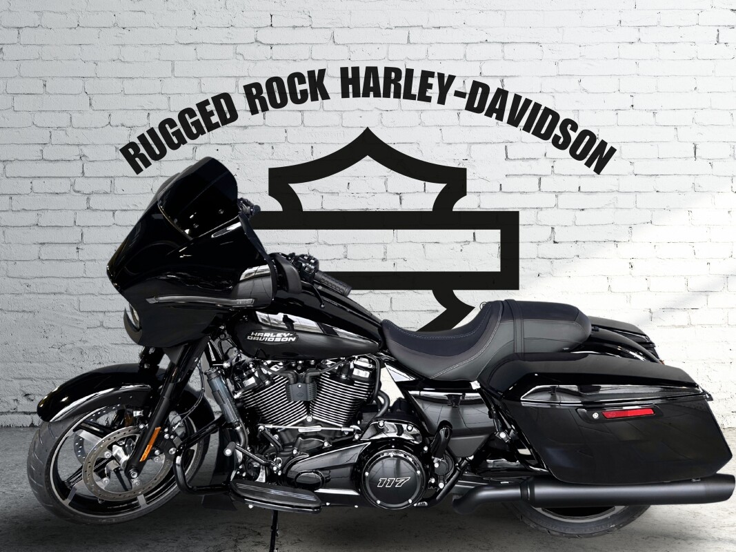 2025 Harley-Davidson Street Glide Vivid Black - Photo 2