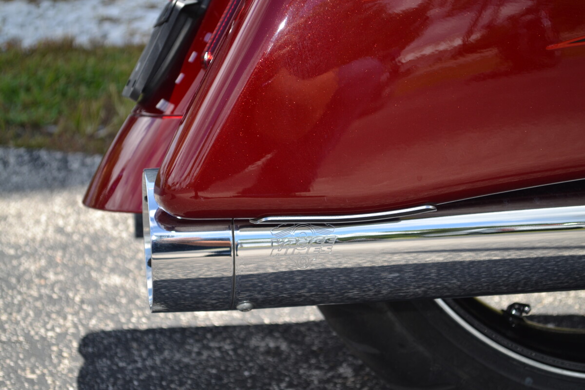 2017 Harley-Davidson CVO Street Glide - FLHXSE - Photo 8