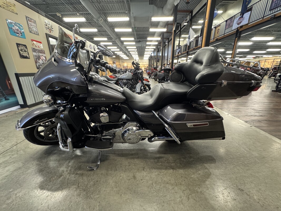 2014 Harley-Davidson Electra Glide Ultra Limited FLHTK - Photo 10