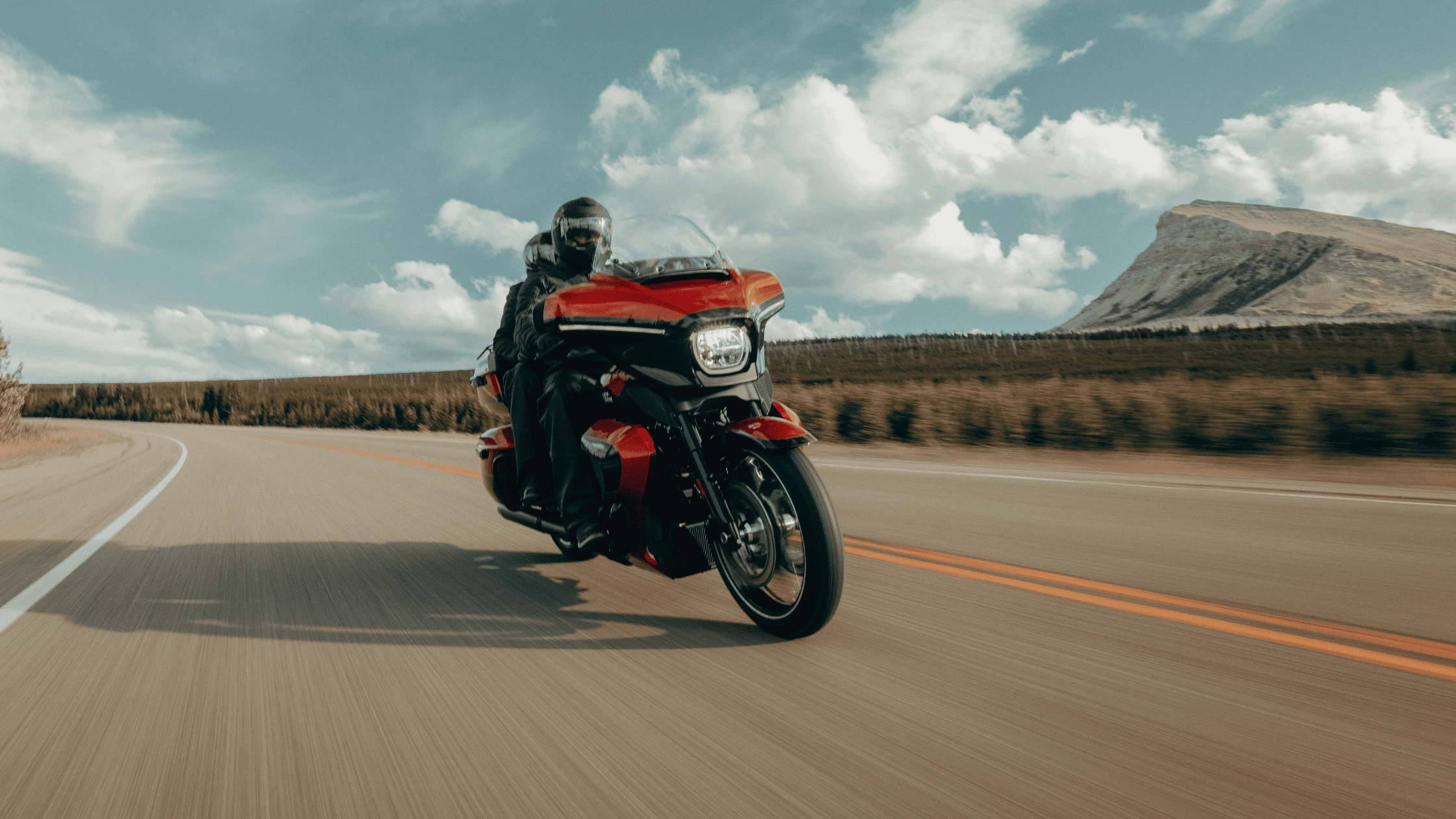 2025 Harley-Davidson® Street Glide® Ultra near Atlanta GA, a premium touring motorcycle designed for comfort and endurance.