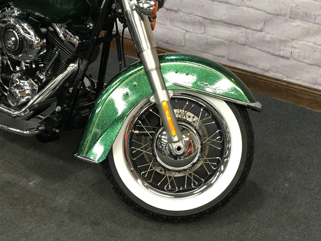 2013 Harley-Davidson Softail Deluxe Hard Candy Lucky Green Flake FLSTN - Photo 4