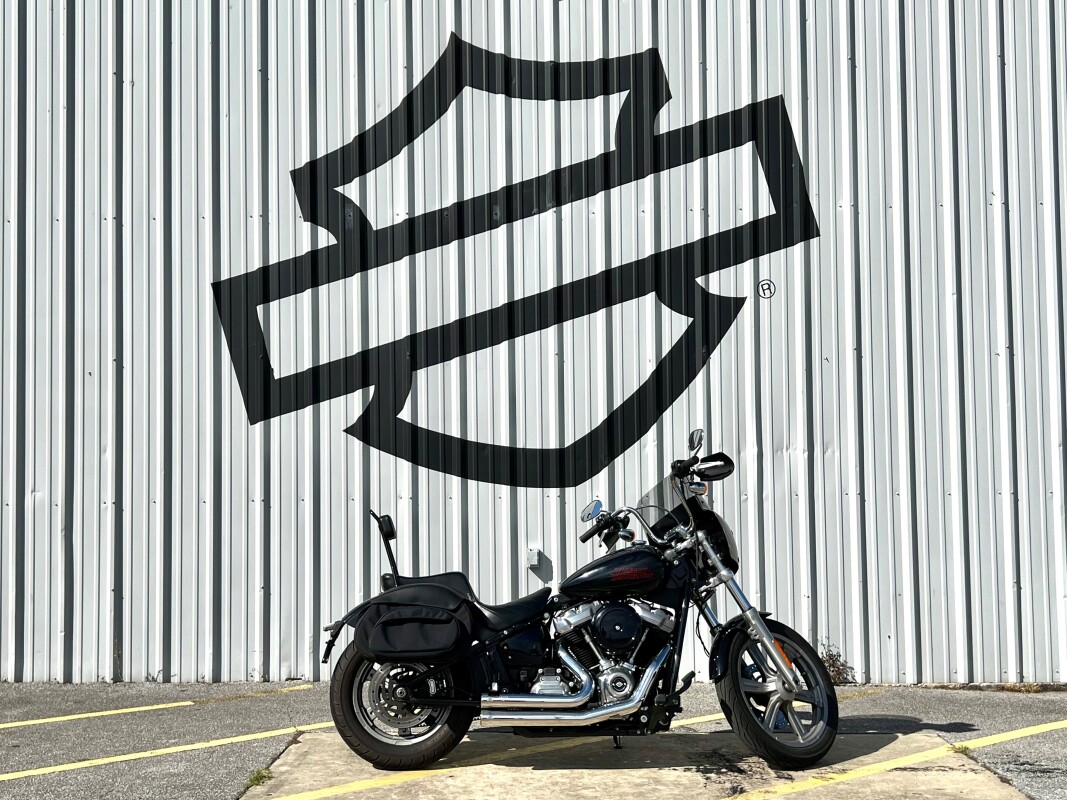 2023 Harley-Davidson Softail Standard Vivid Black