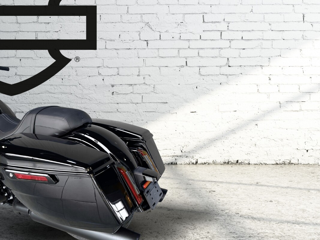 2025 Harley-Davidson Street Glide Vivid Black - Photo 8