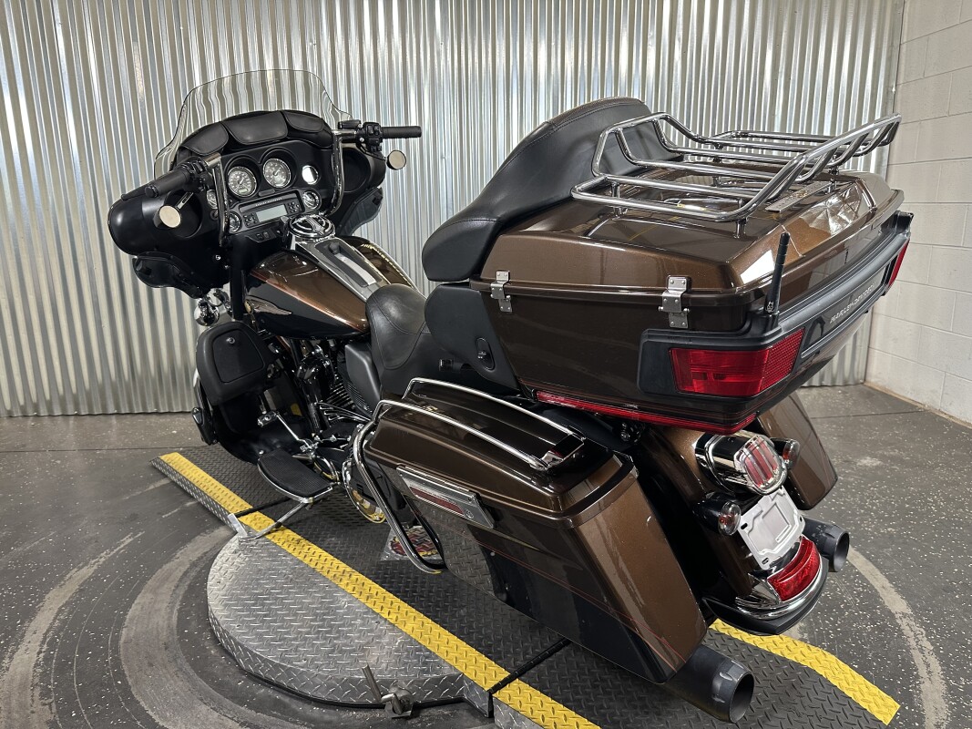 2013 Harley-Davidson Electra Glide Ultra Limited 105th Anniversary Copper Pearl & Vivid Black - Photo 6