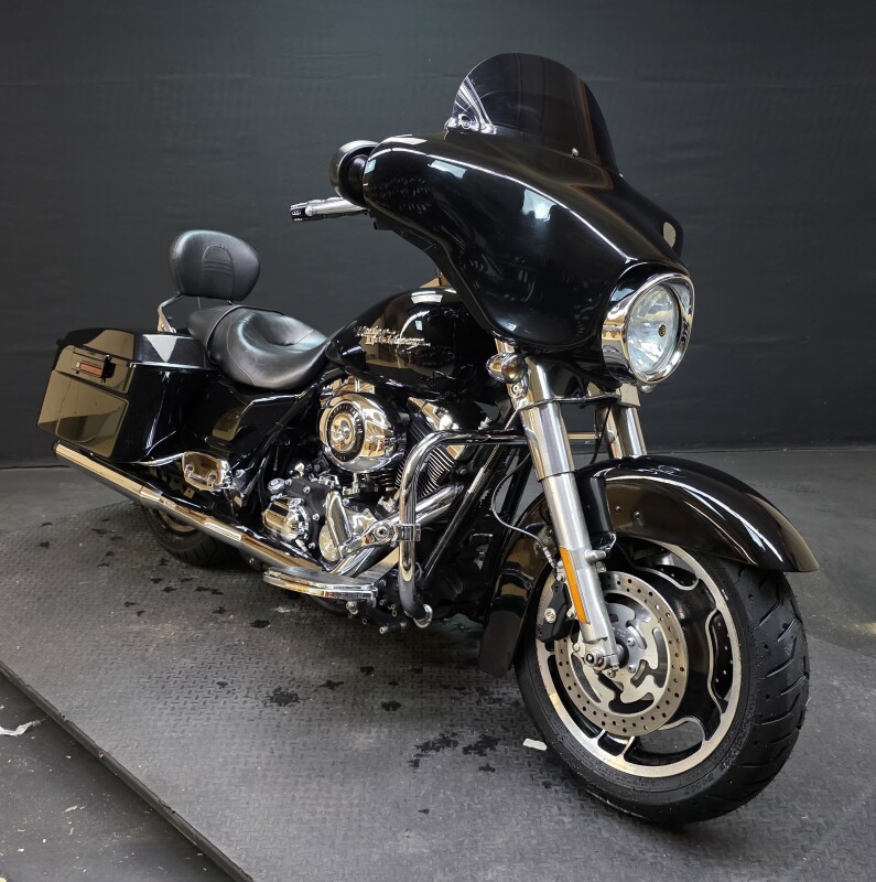Harley-Davidson Street Glide 2009 FLHX BLACK - Photo 2