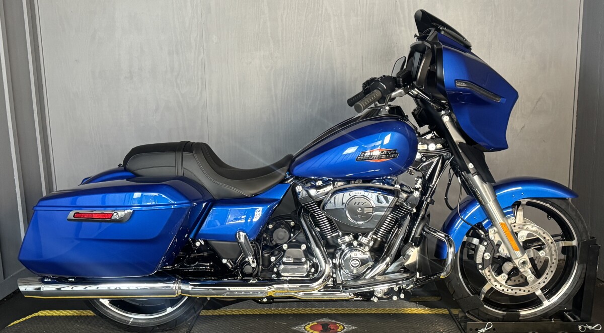 2025 Harley-Davidson Street Glide FLHX BLUE BURST