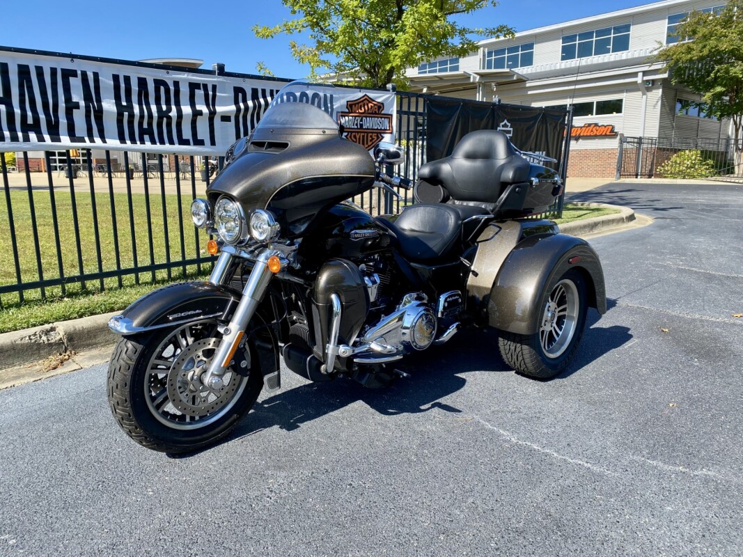 2020 Harley-Davidson Tri Glide Ultra River Rock Gray - Photo 3