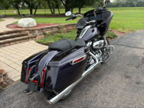 2025 Harley-Davidson<sup>®</sup> Road Glide® Mystic Shift thumb 1