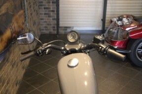 2022 Iron 883™ (XL883N) thumb 1