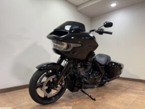 2025 FLTRX Road Glide® thumb 0