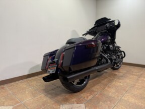 2025 FLHX Street Glide® thumb 0