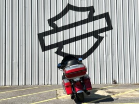 2019 Harley-Davidson® Electra Glide® Ultra Classic® Wicked Red/Barracuda Silver thumb 1