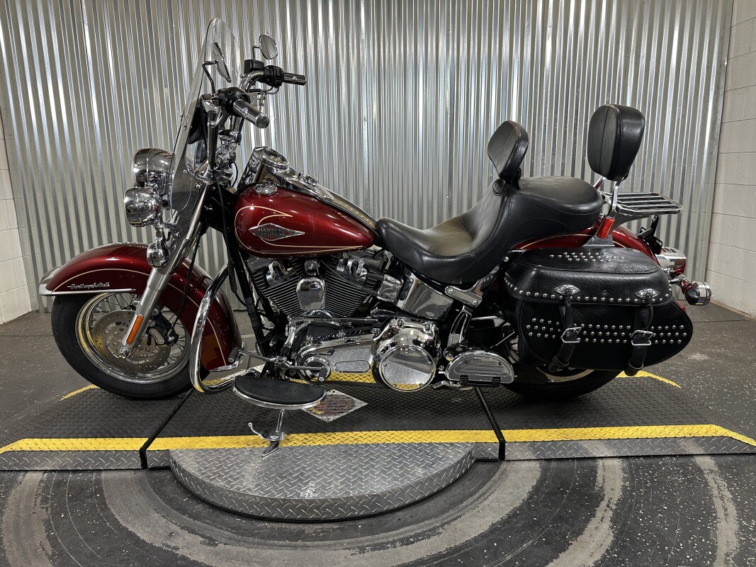2010 Harley-Davidson Heritage Softail Classic Red Hot Sunglo - Photo 5