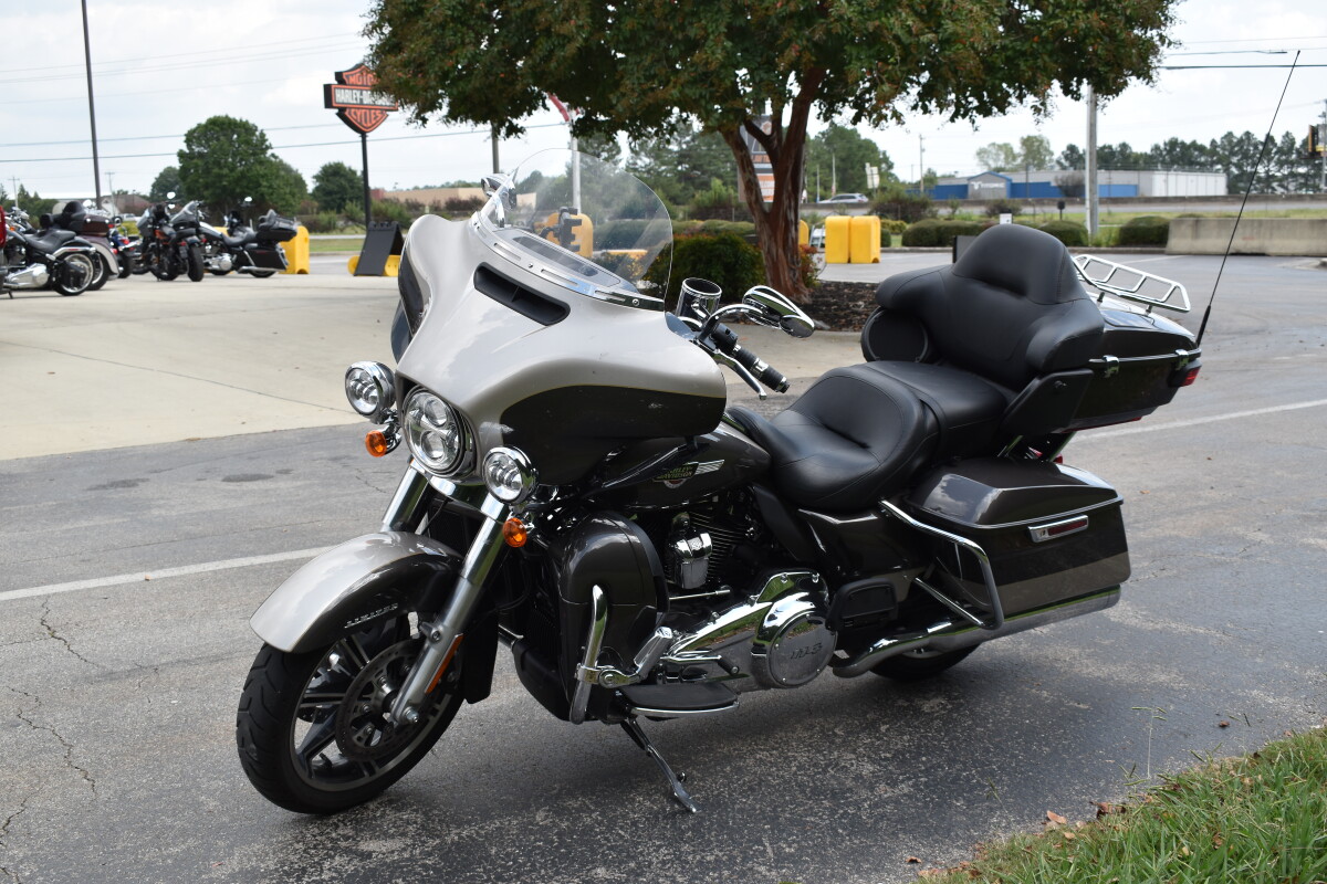 Used 2023 Harley-Davidson Ultra Limited - Photo 4